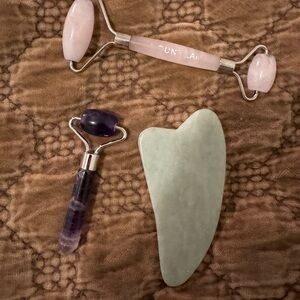 Mount Lai Pink and Green Skincare Tools Set